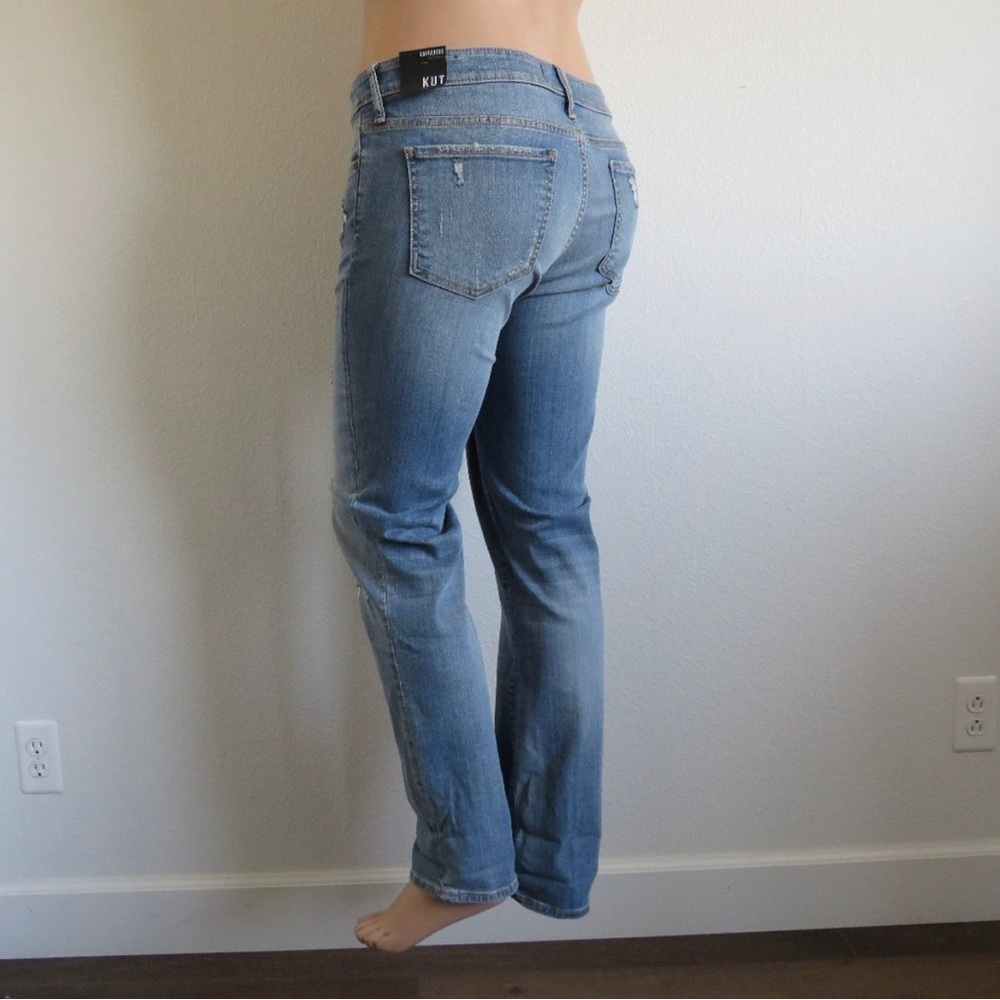 KUT from the KLOTH Jeans Women's Catherine Boyfriend DISTRESSED Plus Size 16 NWT - Picture 2 of 3